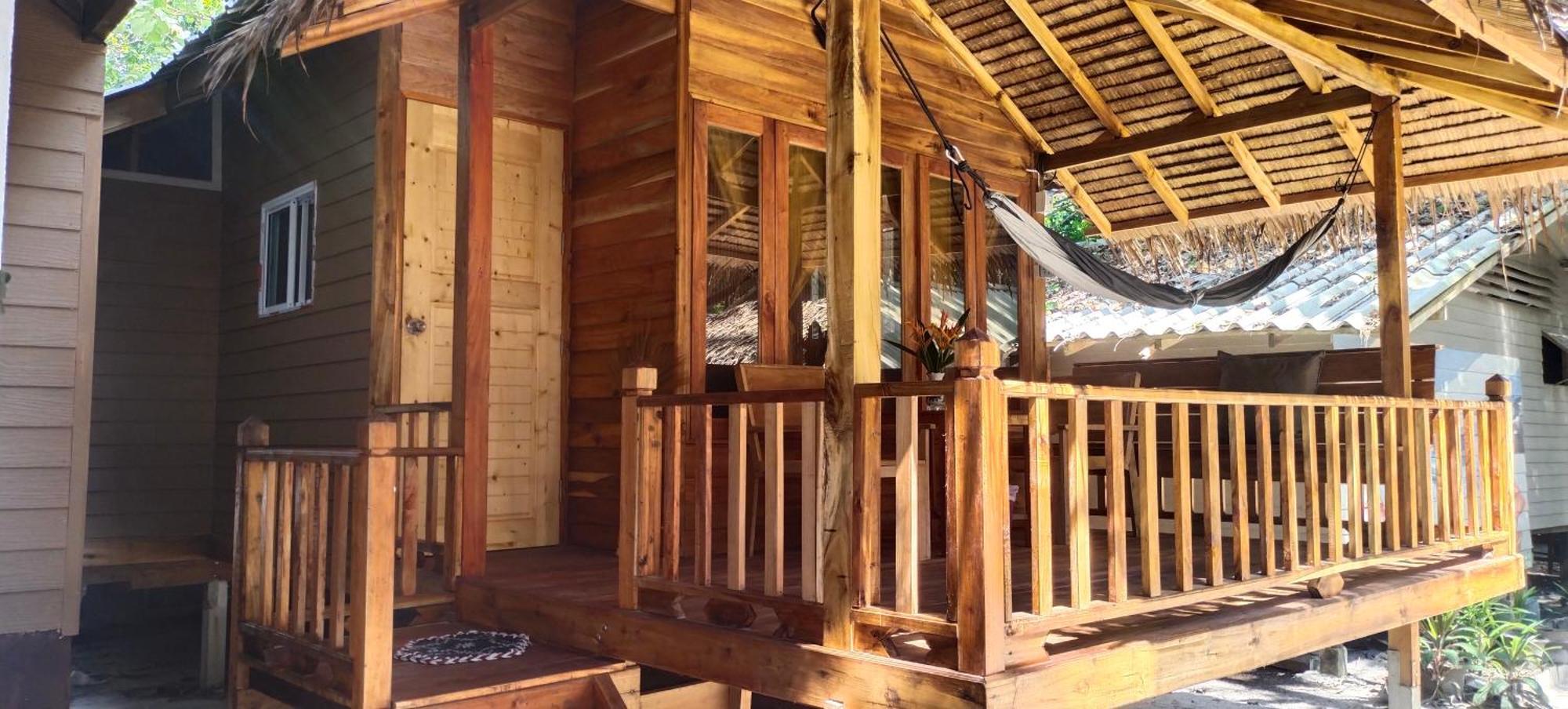 Lazy Hut Hotell Koh Phayam Exteriör bild