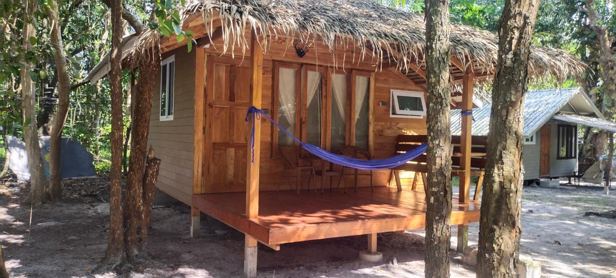 Lazy Hut Hotell Koh Phayam Exteriör bild